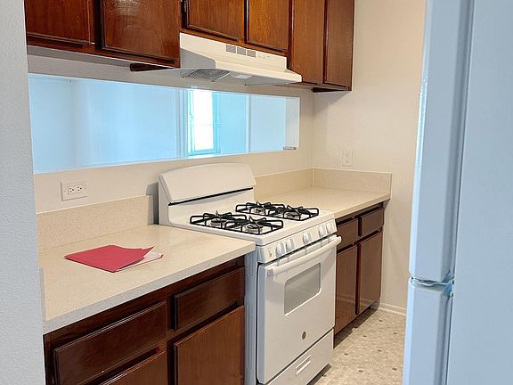 5th image of 4953 Barstow St APT 5