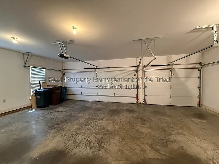 1016 Longhorn Ct — Photo 26