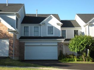 4909 Turnberry Dr, Hoffman Estates, IL 60010