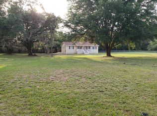 4009 Loury Dr, Zephyrhills, FL 33543