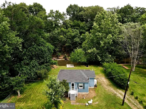 3613 Lisburn Rd, Mechanicsburg, PA 17055