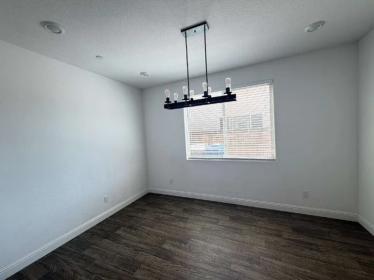 2454 Quesada Dr — Photo 19