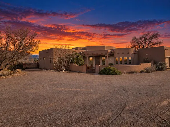 114 Veronica Ct, Corrales, NM 87048