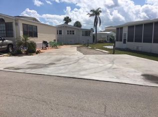 1016 Nettles Blvd, Jensen Beach, FL 34957