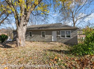 2201 S Cedar Ave #1/2, Independence, MO 64052