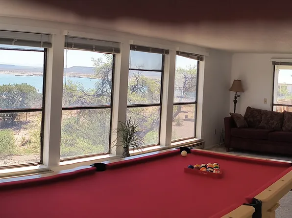 302 Rattlesnake Rd, Elephant Butte, NM 87935