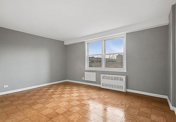 5th image of 590 Flatbush Ave #4