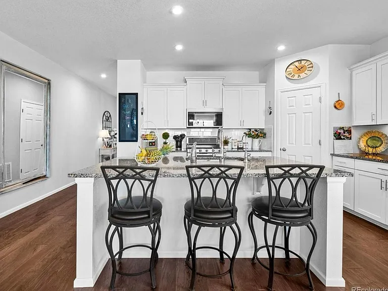 9393 Pitkin St — Photo 11