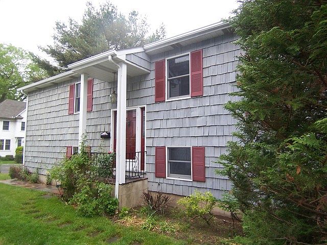 1st image of 1605 James St