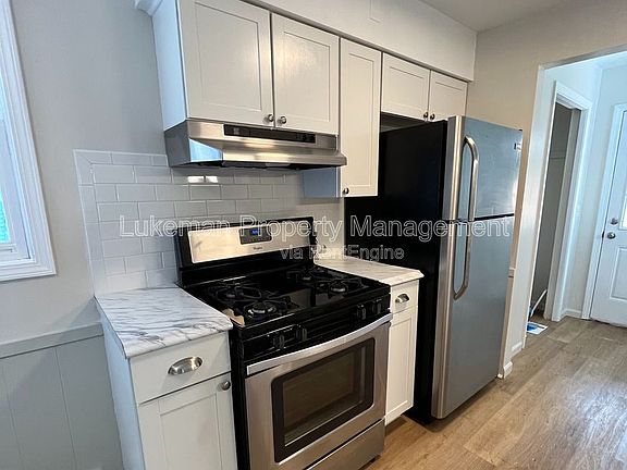 5th image of 429 W Van Hoesen Blvd