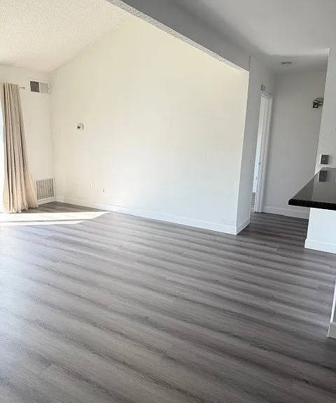 15220 Ocaso Ave — Photo 1