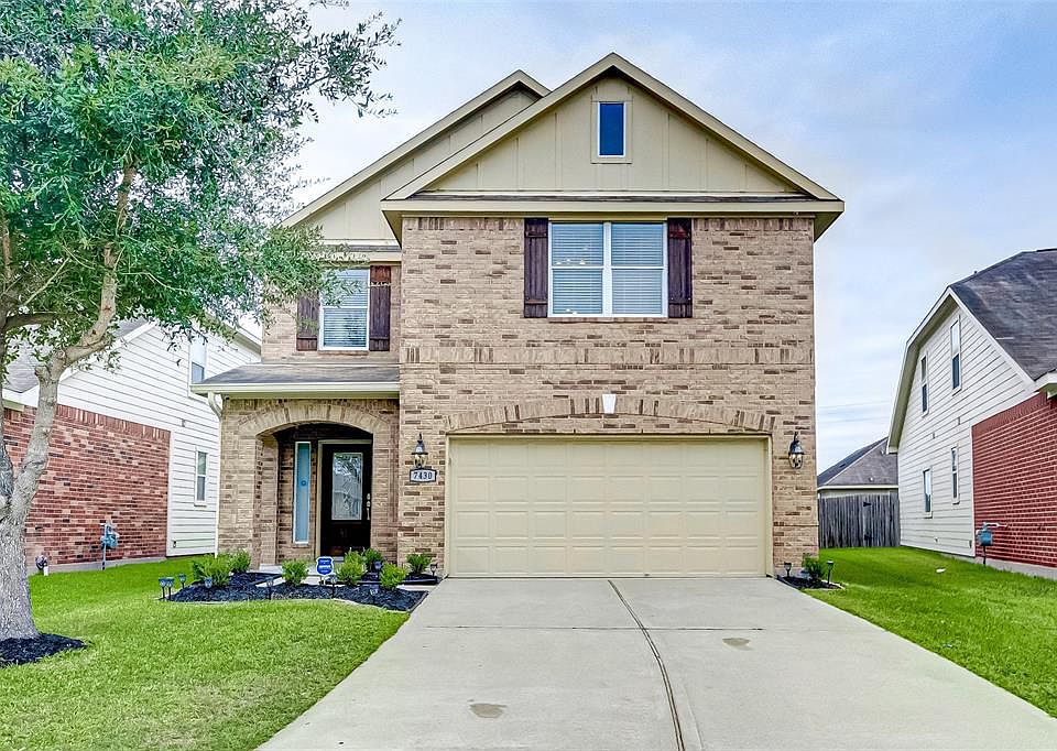 1st image of 7430 Legacy Pines Dr