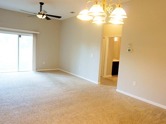 5th image of 13843 Herons Landing Way APT 1