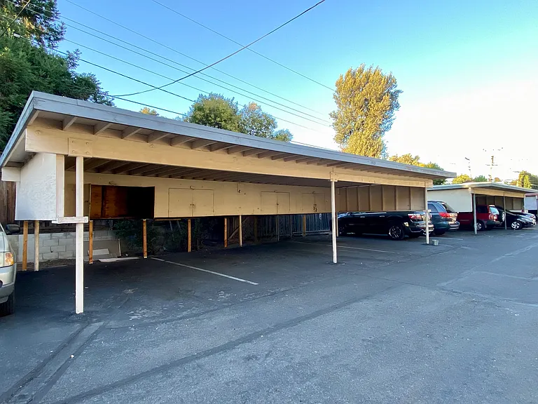 1713 Ross Cir #3 — Photo 9