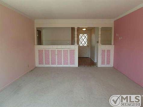 3rd image of 9424 Gerald Ave