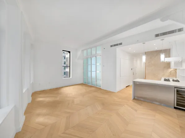 14 Maiden Lane image 1 of 11