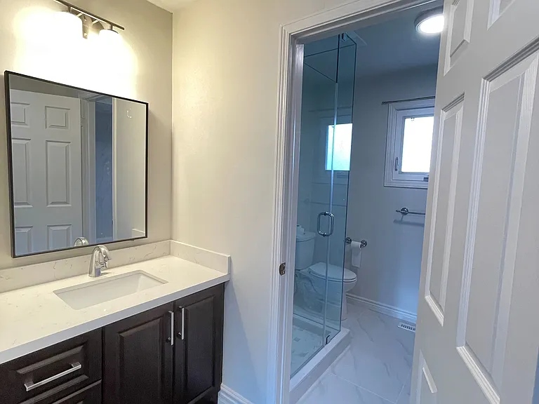 38 Southgate Cres — Photo 17