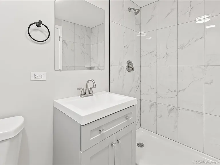 741 Yates Ave — Photo 12