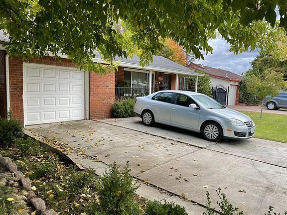 5th image of 1944 W Sonoma Ave