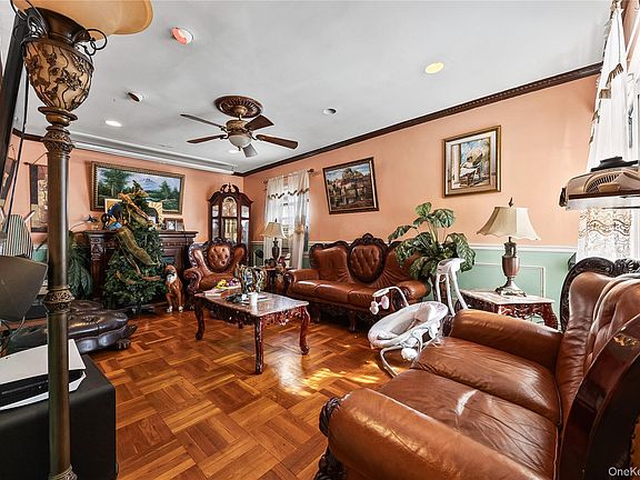 3rd image of 1907 Edenwald Avenue
