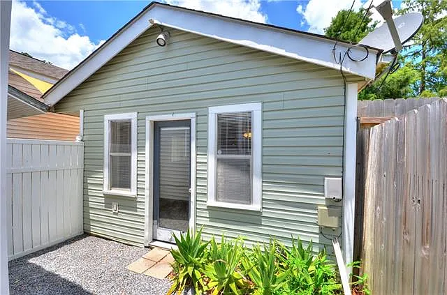 3409 W Metairie Ave S #REAR — Photo 1