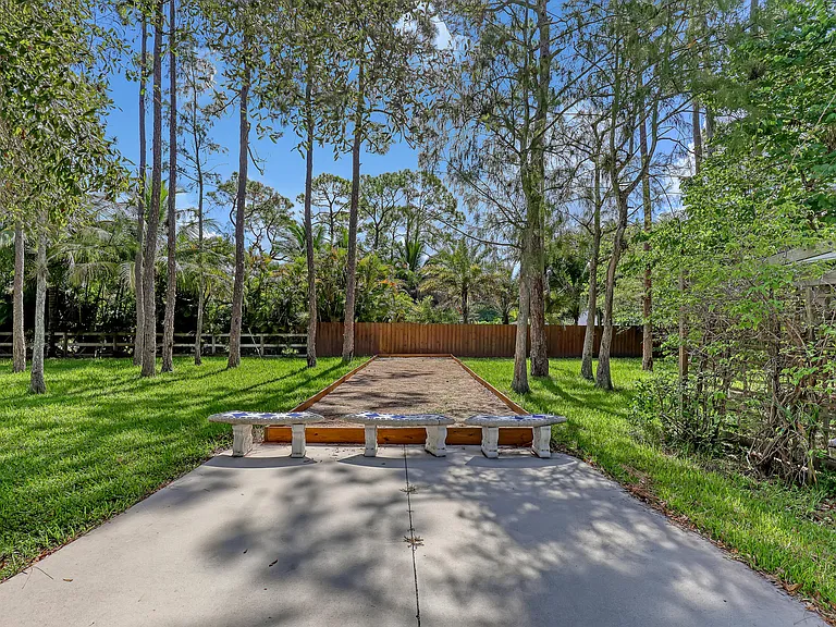 10780 Anderson Ln — Photo 52