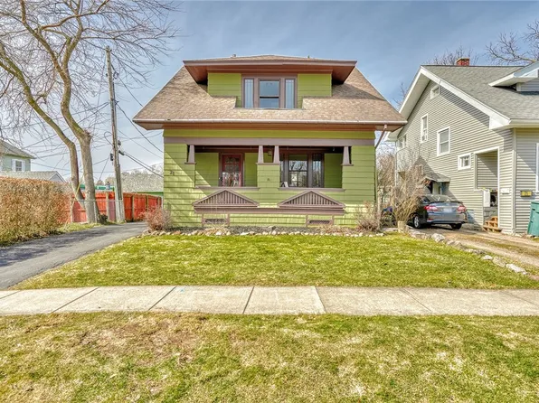 21 Nottingham Rd, Rochester, NY 14610
