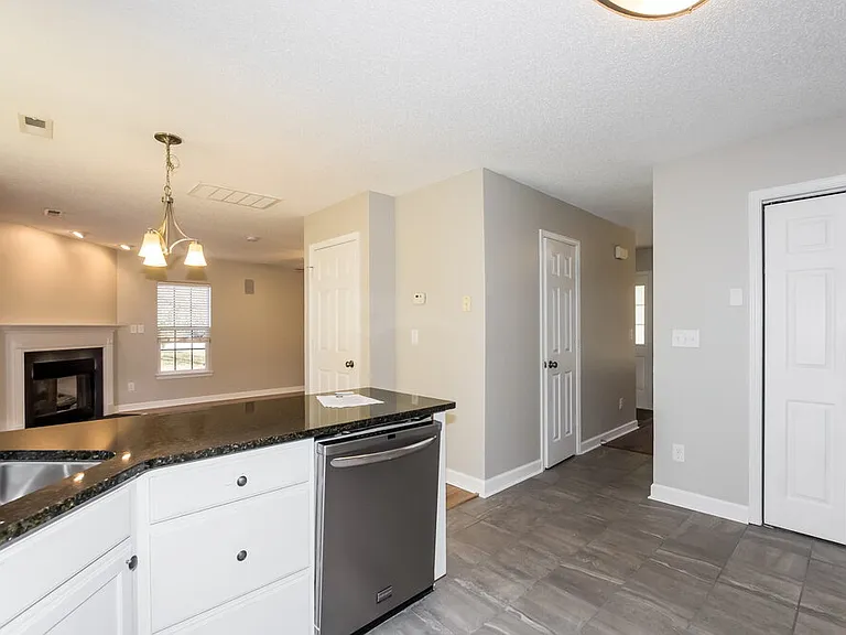 3648 Dashiel Dr — Photo 8