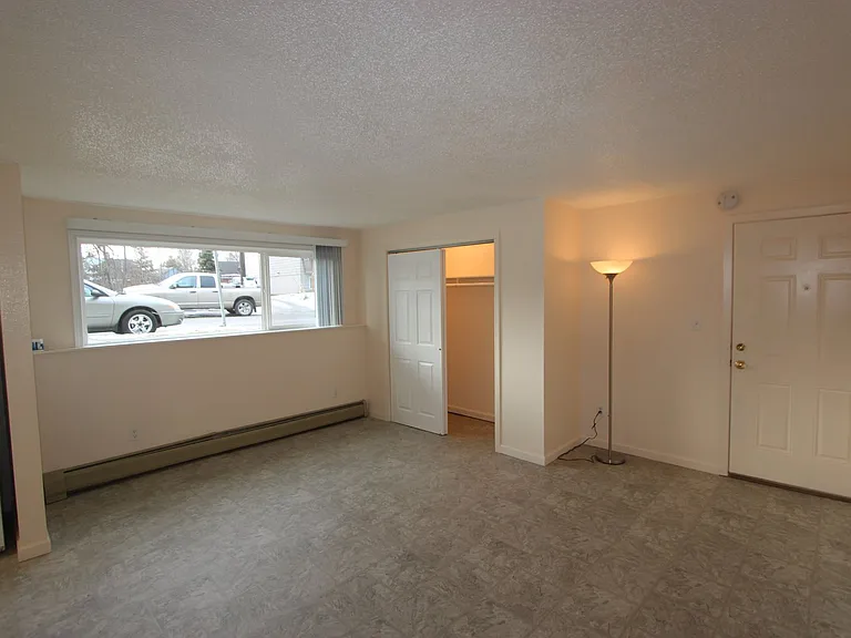 2361 Homestead Ct #1B — Photo 7