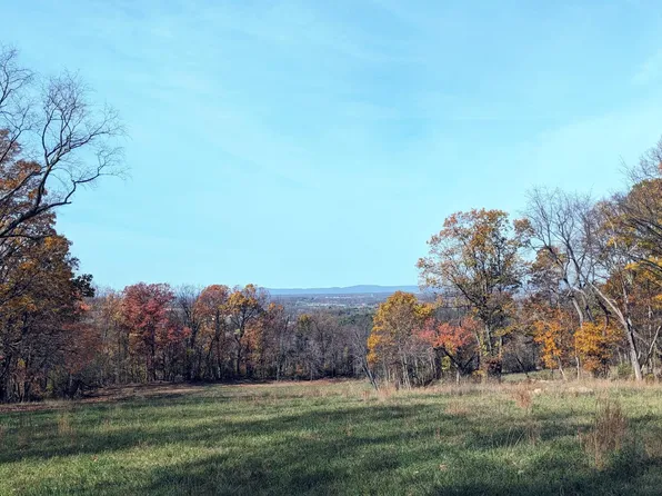 7359 Mountain Laurel Rd, Boonsboro, MD 21713