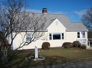 43 Dexter Ave, Sandwich, MA 02563