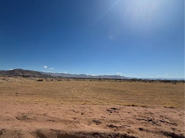 23525 Standing Rock Ave, Apple Valley, CA 92307