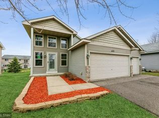 403 Rodeo Dr, Isanti, MN 55040