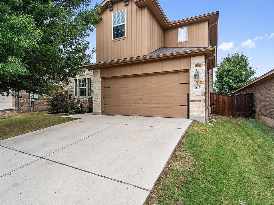 304 Peggy Dr