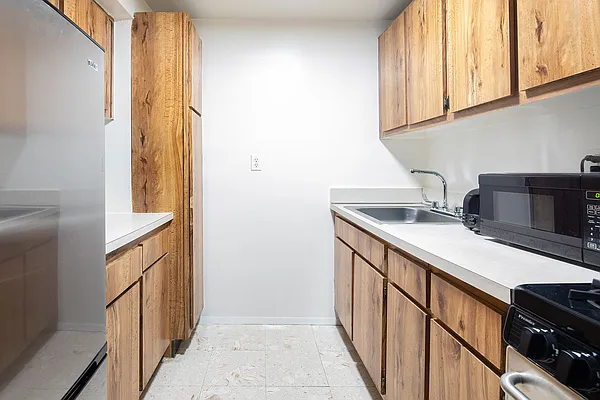 Rented by Compass | media 14