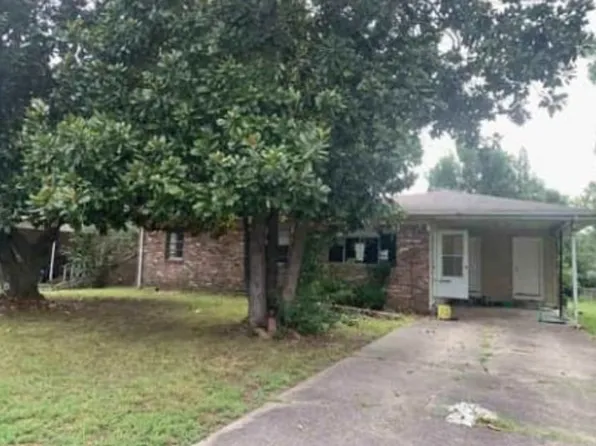 708 Sorrells Dr, Jacksonville, AR 72076