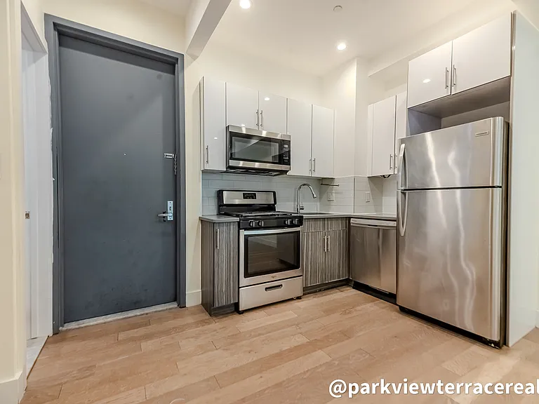 1257 Rogers Ave #4A — Photo 12