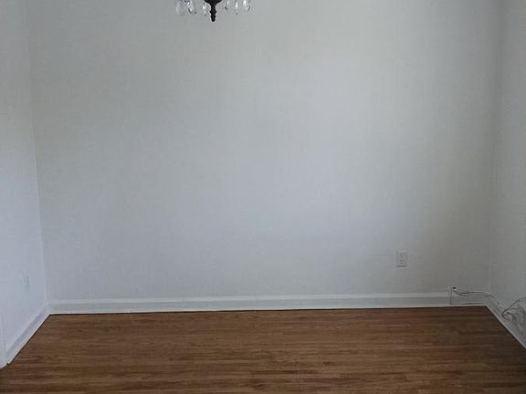 4th image of 818 Harvard Pl #2