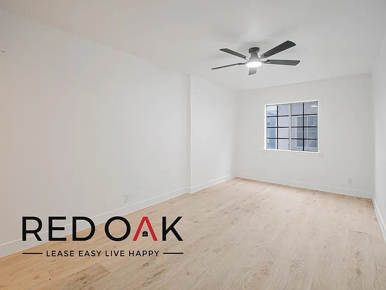 Toluca Lofts — Photo 14