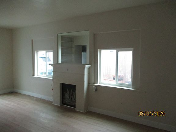 2nd image of 7451 La Jolla Blvd #7449A