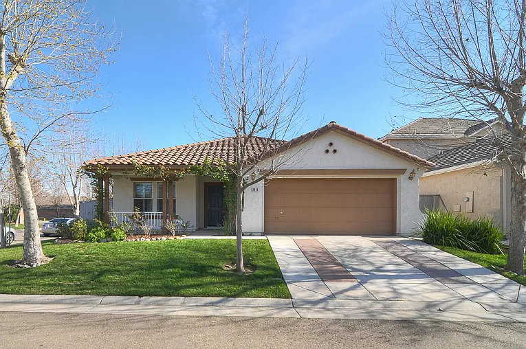 2819 Bertolani Cir photo 1