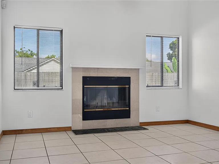 4059 Waterview Loop — Photo 10