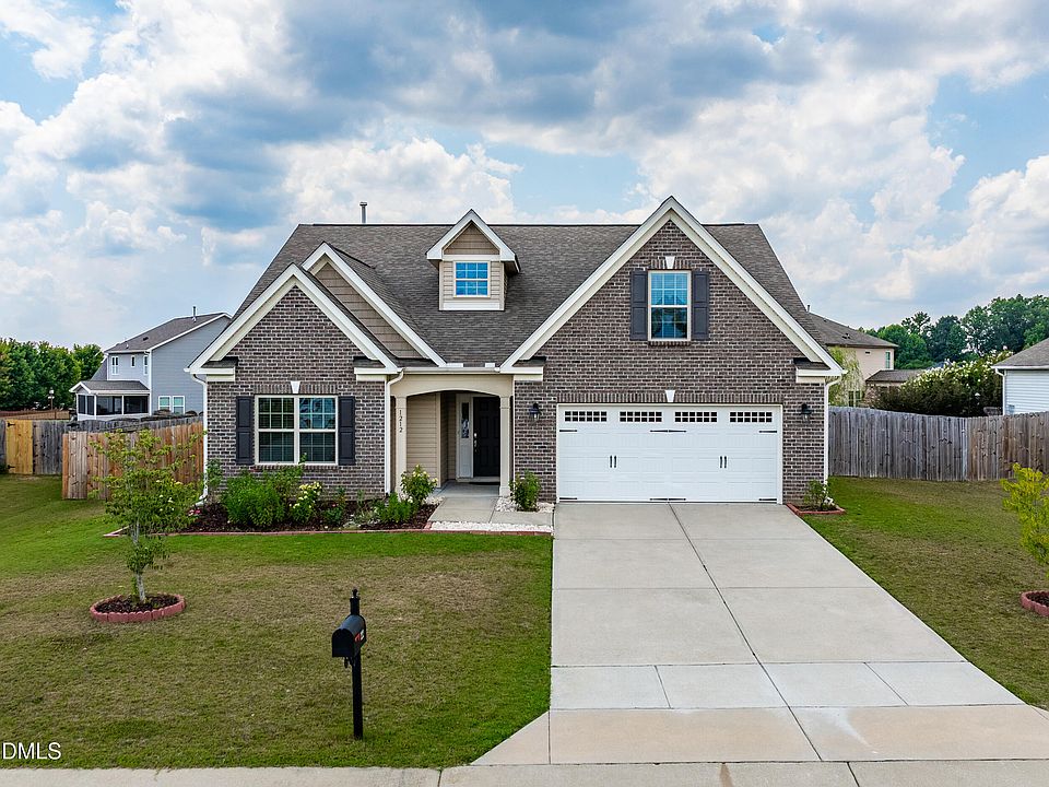 1st image of 1212 Windrose Dr