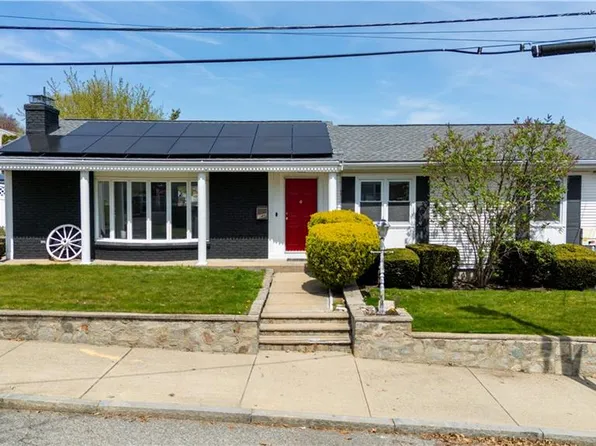 146 Smart St, Providence, RI 02904