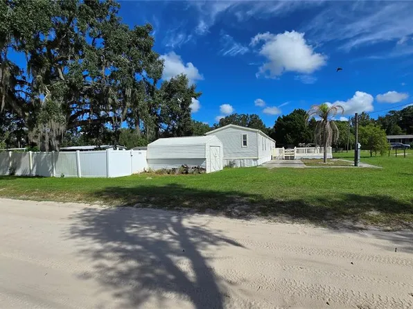 36545 Sunshine Rd, Zephyrhills, FL 33541