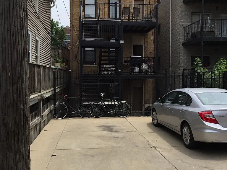 1414 N Bosworth Ave #3R — Photo 3