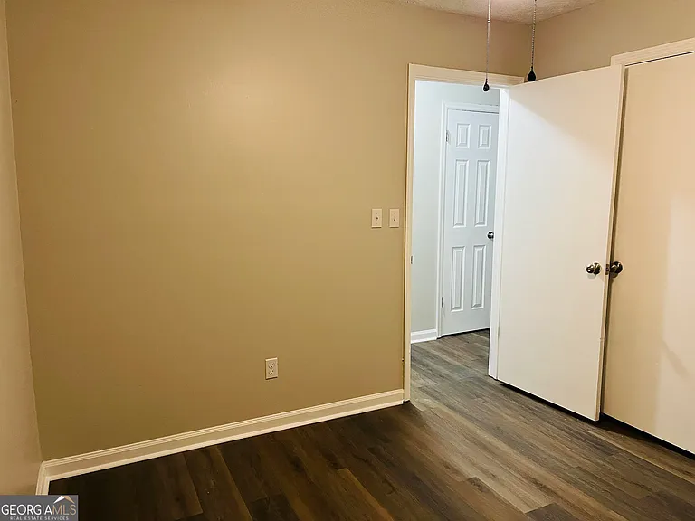 145 Pine Ter #155 — Photo 16