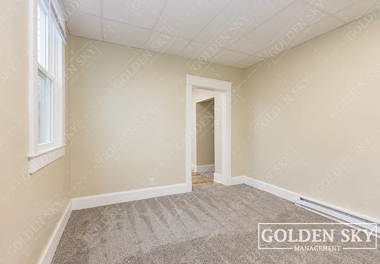 219 E Willard St #1 — Photo 8