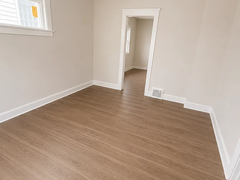 12116 Revere Ave — Photo 6