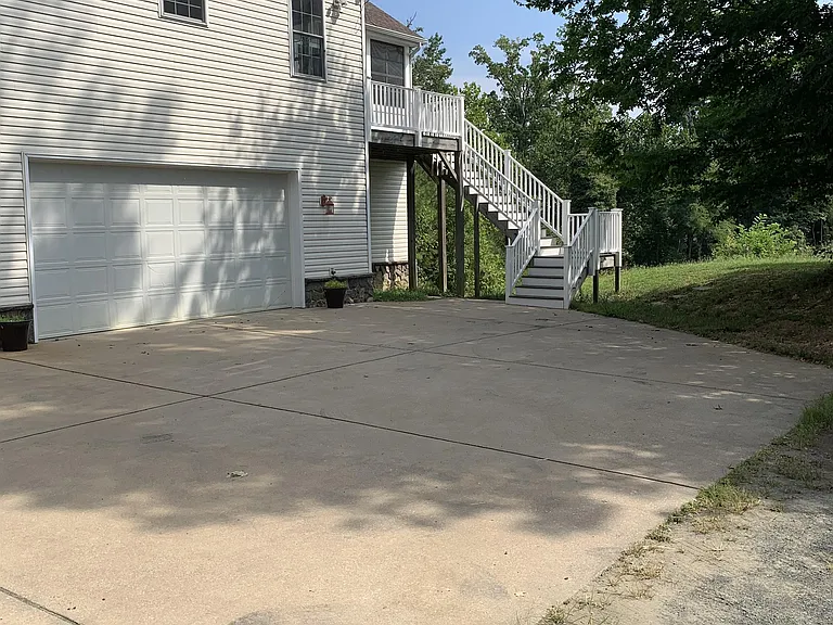 8777 Sandy Beach Ln — Photo 14